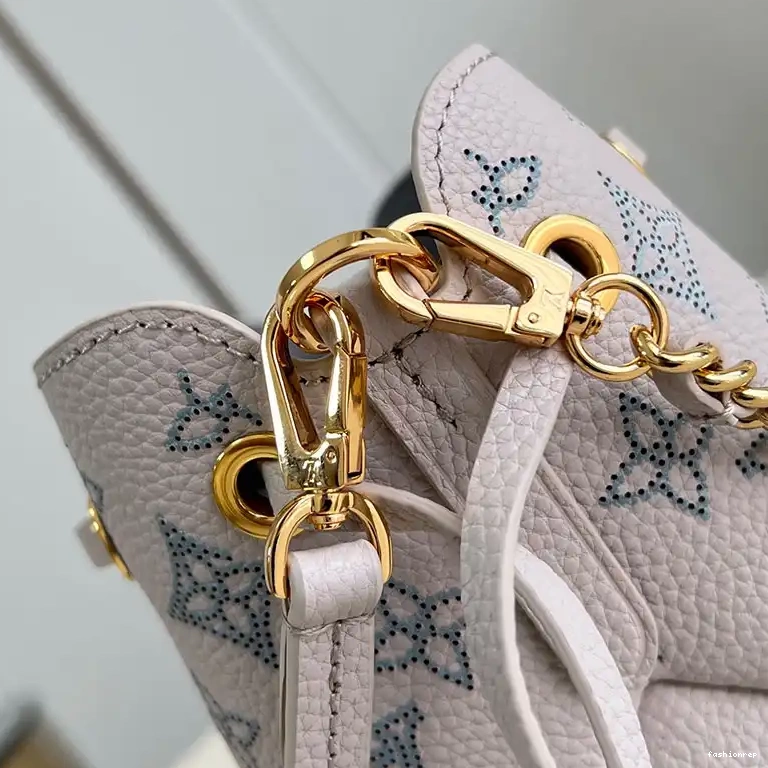 Fashionrepsfam ru LV Bags 2410YA0181 0515